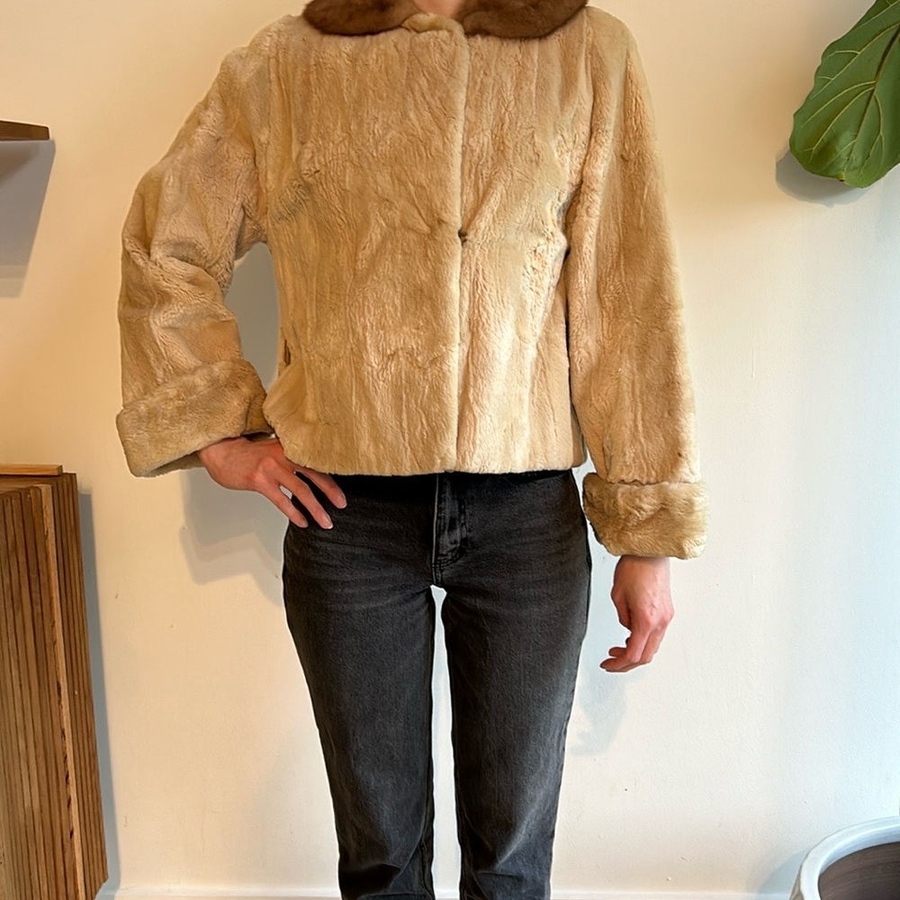 Vintage Beaver fur jacket with mink collar